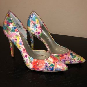 ANA Brand Floral Pumps, NWOT